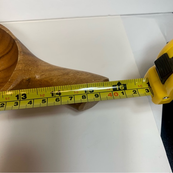 Vintage Monkeypod wood leaf dish. Approximately 15”L x 2”H x 5”W. - Picture 12 of 12